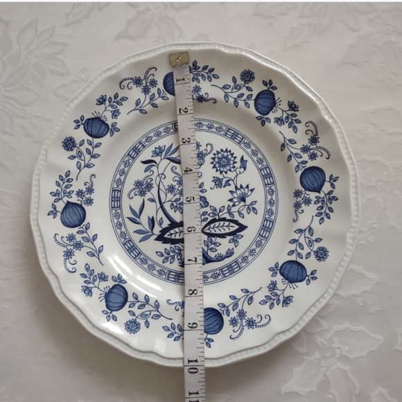 Salad plate 10in vintage blue nordic Kensington England handcrafted